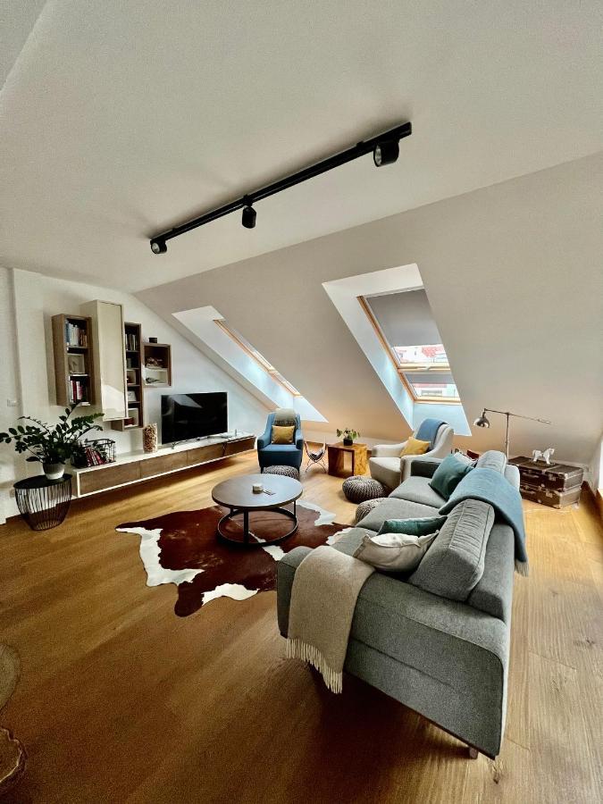 Bl - The Penthouse, 24Hr Self Check-In, 2 Bedrooms, Fireplace, Ac, Panoramic View From Main Balcony, 3-Minute Walk To City Center Banská Bystrica Exterior foto